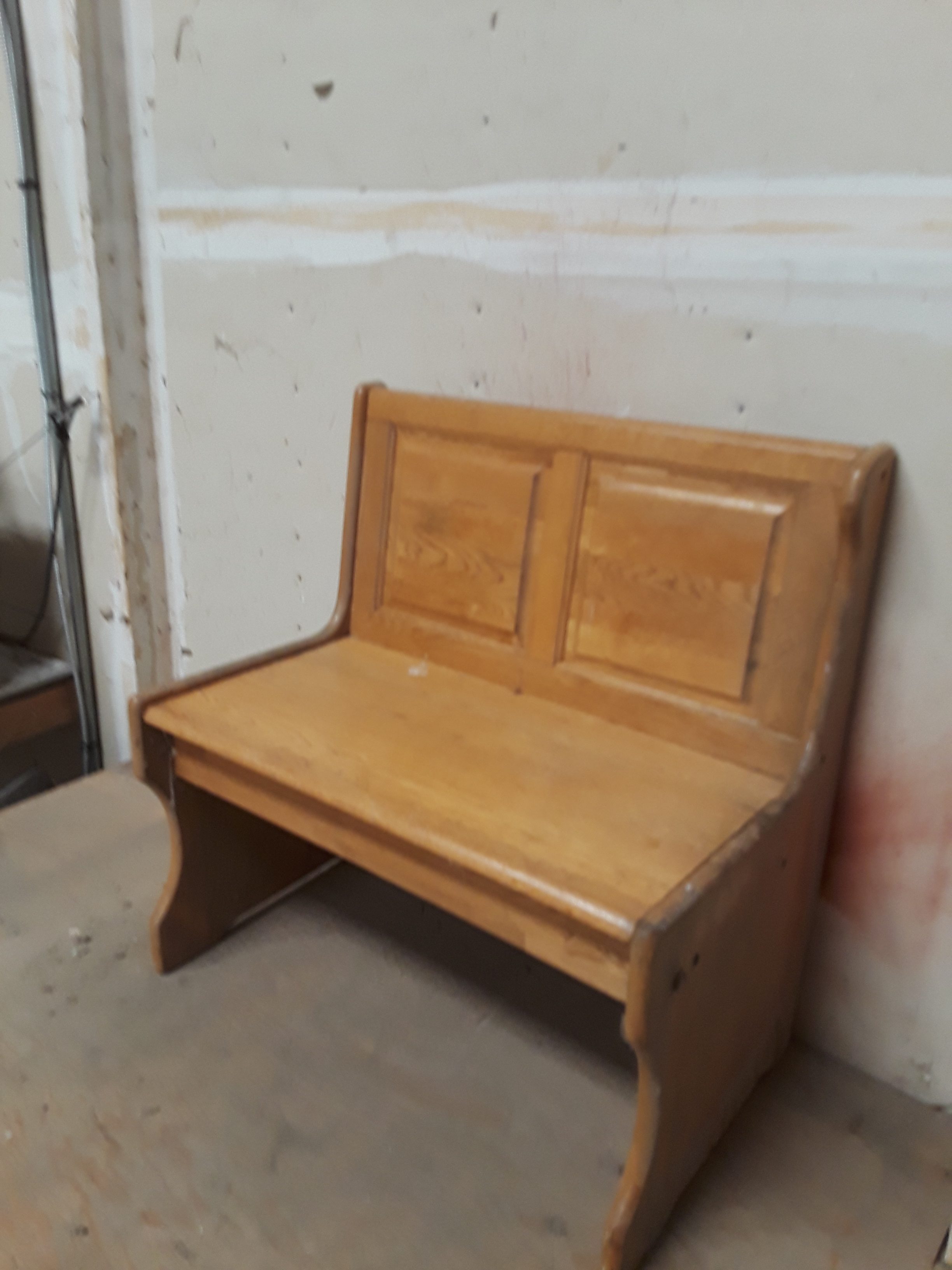 bench (2 seat w_back, light wood)