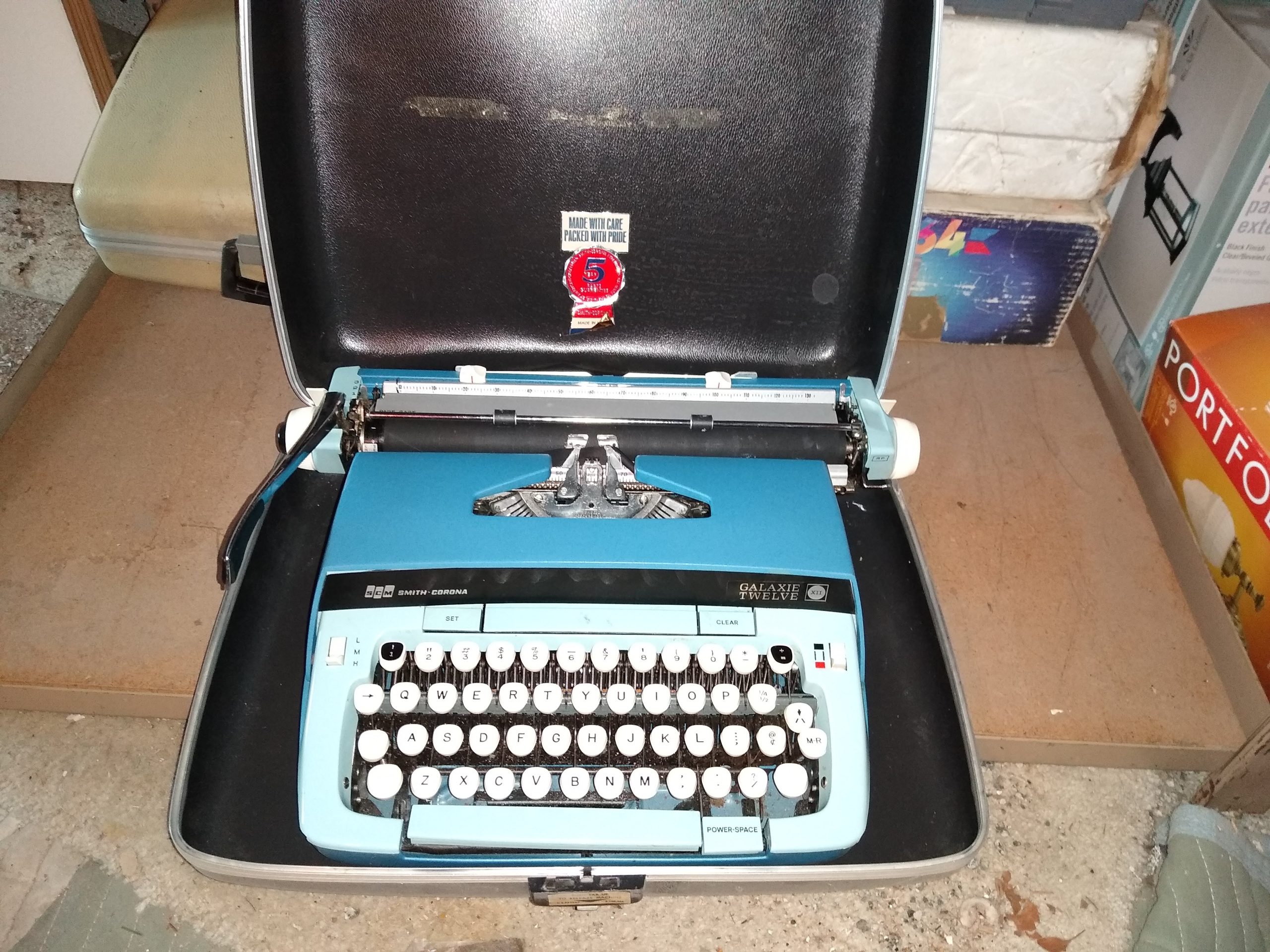 typewriter w:case